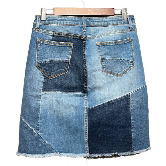 DriftWood Classic Fit Saudi Block Dinim Skirt - Picture 5 of 9